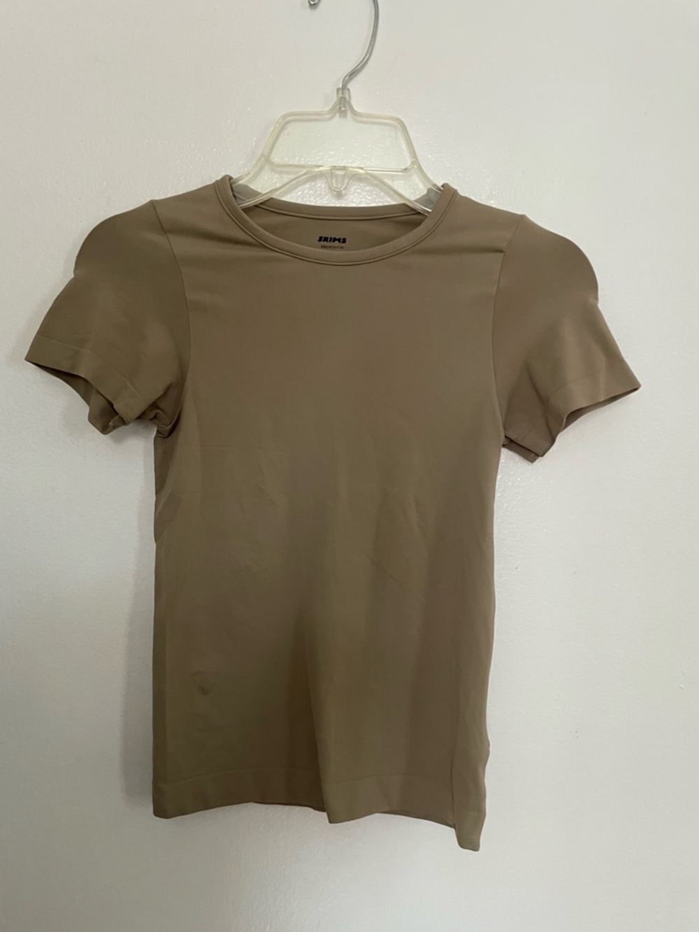 SKIMS Short Sleeve Crewneck Top - Taupe Brown